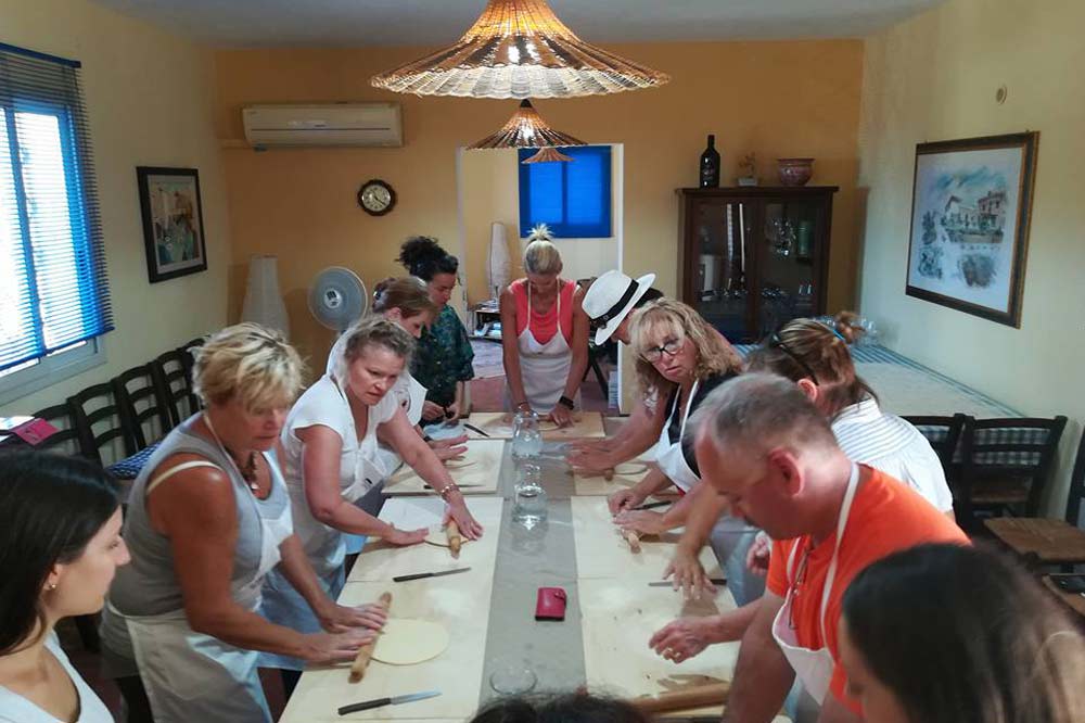 Cooking class within a holiday farm in Agrigento between olive groves and vineyards-image-4