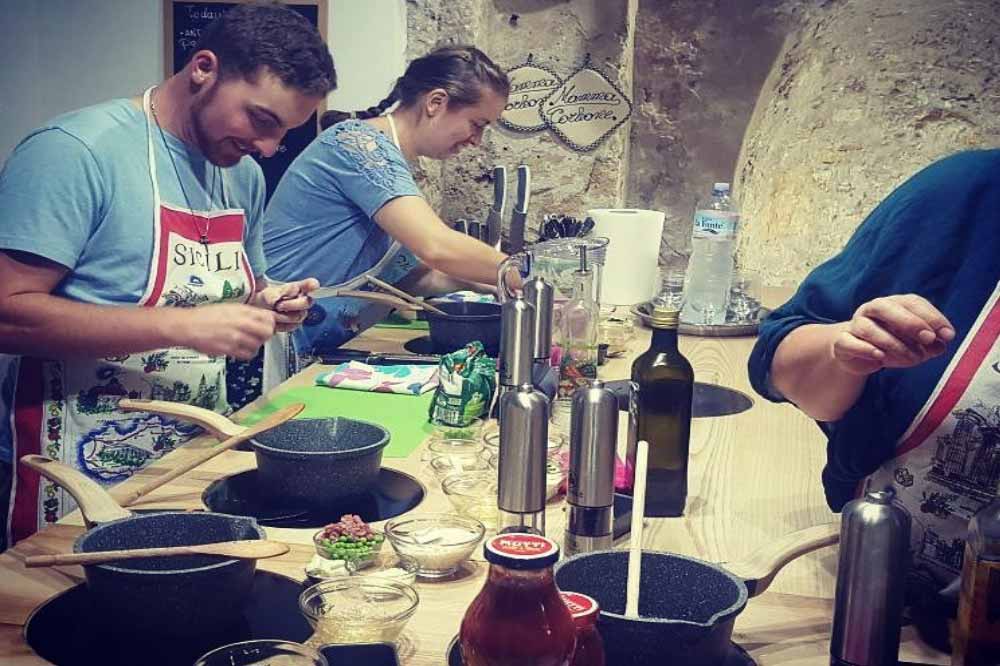 Cooking class arancini e panelle: impara a cucinare lo street food di Palermo-image-5