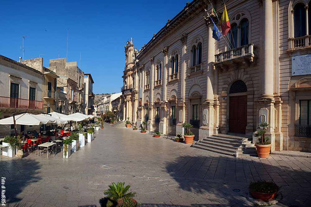 Inspector Montalbano Tour in the Province of Ragusa-image-4