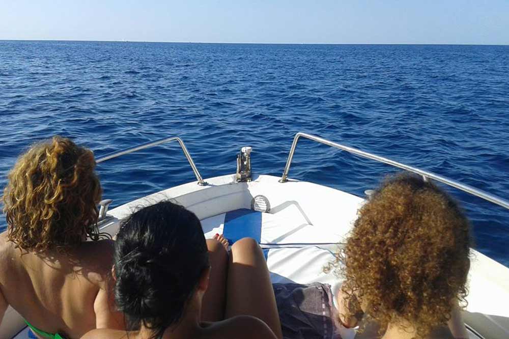 A boat trip to Cefalù on a quest for grottoes and coves-image-5