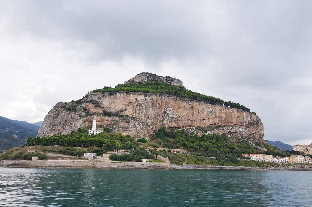Excursion en bateau à Cefalù pour découvrir les grottes et les criques-image-9