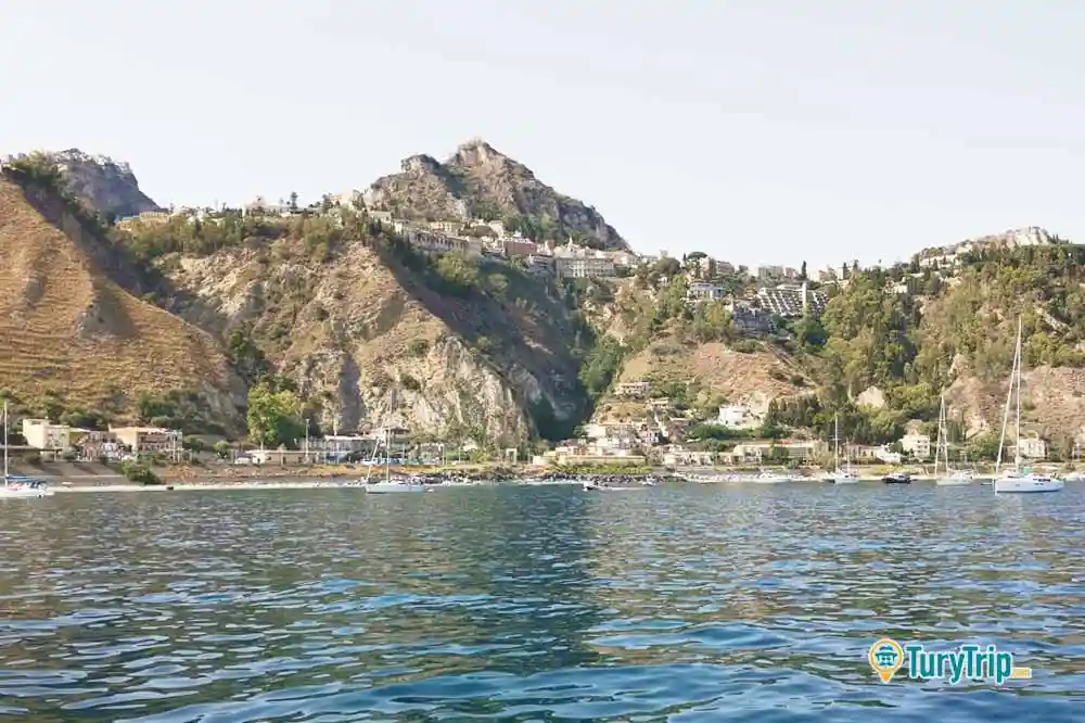 Boat and bachelorette party on the coast of Taormina-image-6