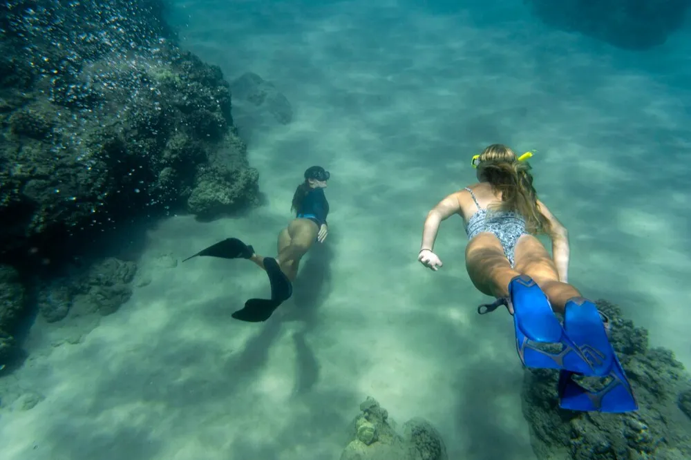 Snorkeling tour in gommone a Isola Bella-image-4